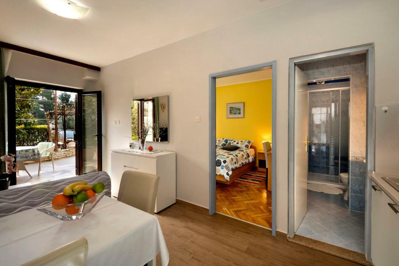 Apartman Alberta Poreč Buitenkant foto