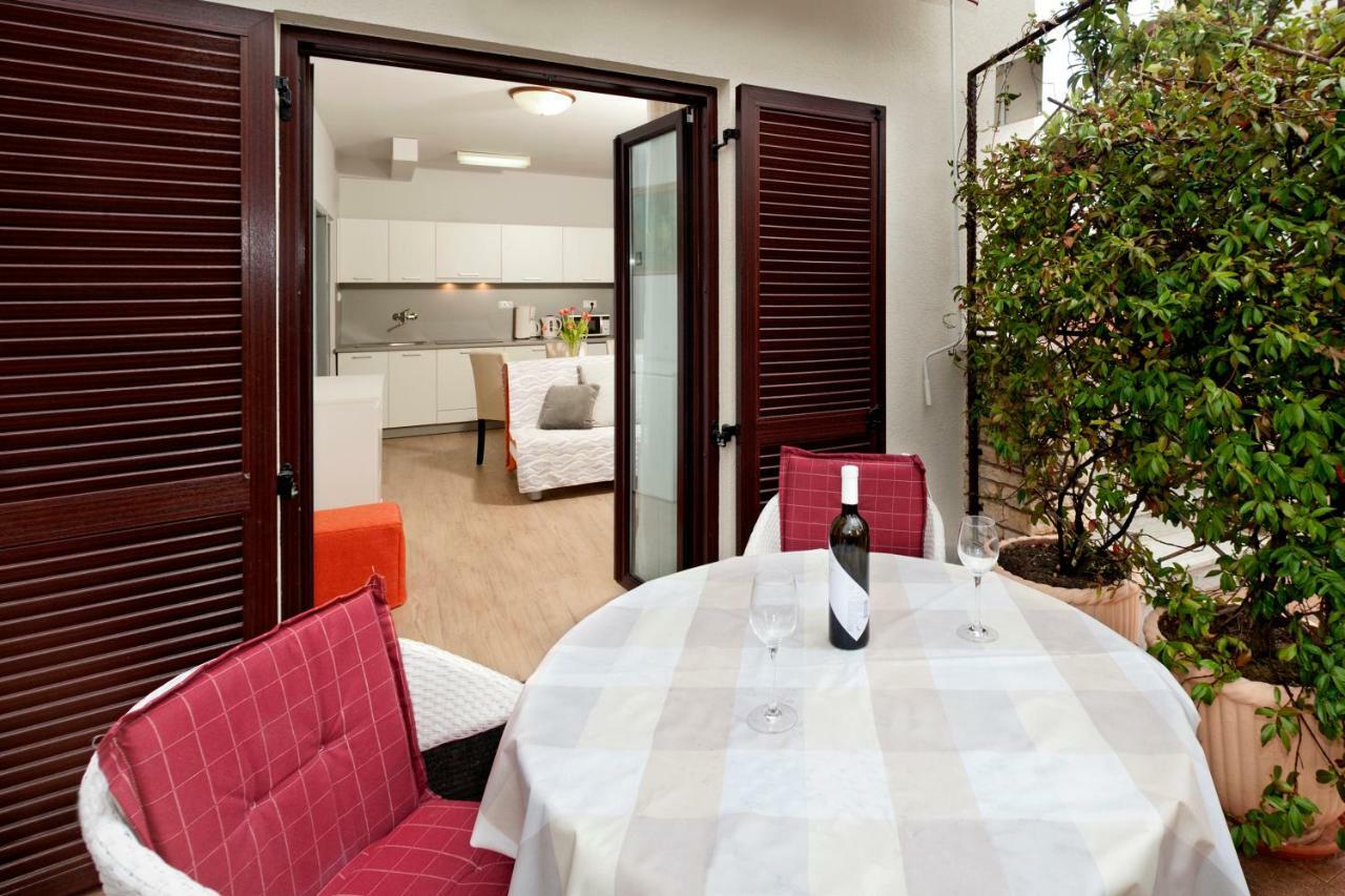 Apartman Alberta Poreč Buitenkant foto
